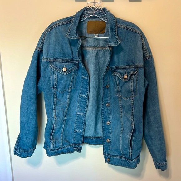 American Eagle Outfitters Women’s Oversized Jean Jacket / Size S / Distressed - Picture 1 of 10